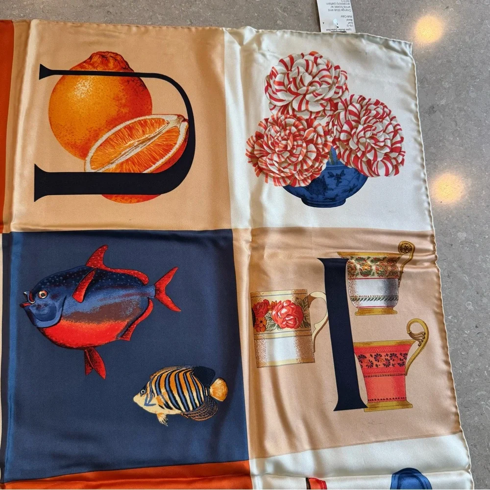 Authentic RARE GUCCI Silk SCARF Grid - Logo Floral Equestrian Handbags Shoes